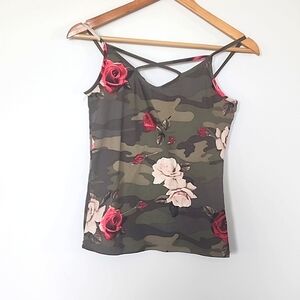 Rue 21 Camo Rose Tank Size M